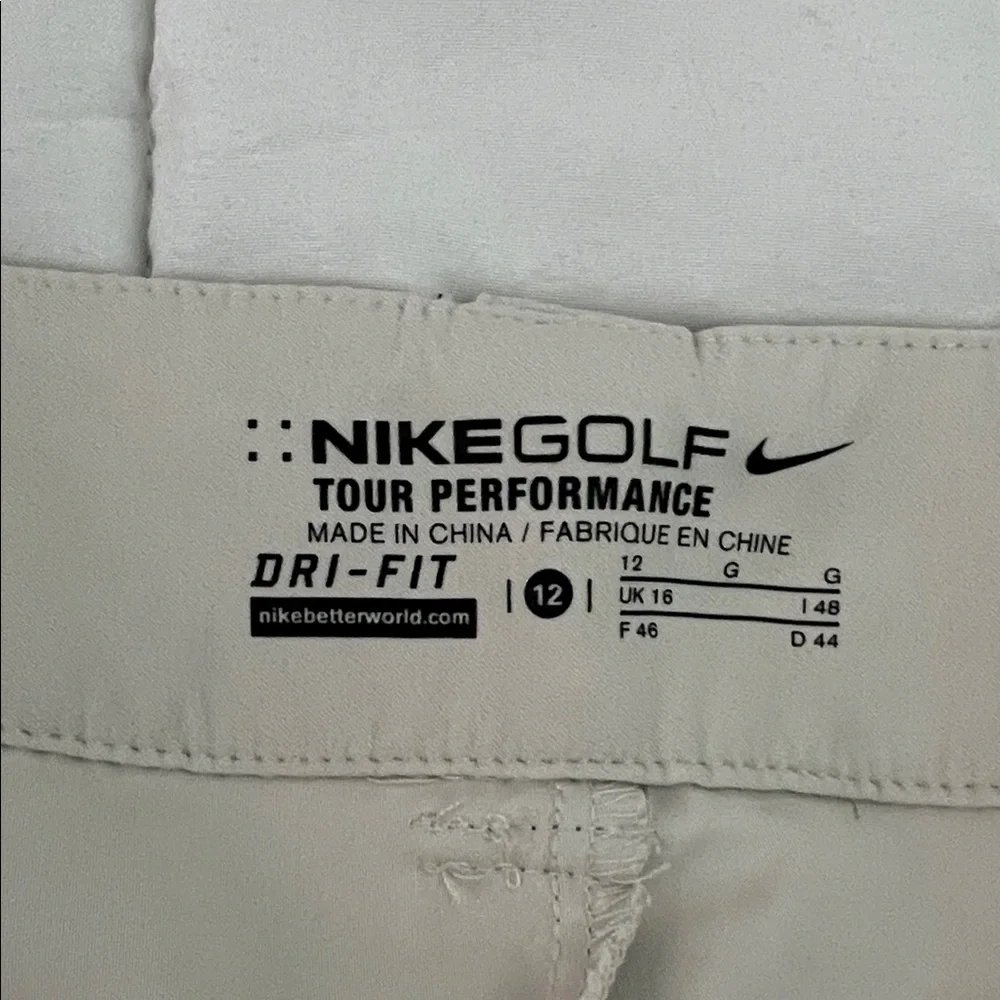 Nike Golf Women's Tour Performance Cream Skort Size 12
